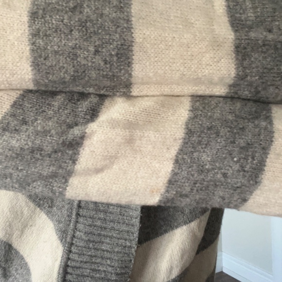 Banana Republic - Striped Lambswool Cardigan: Women's Size M - Picture 6 of 9